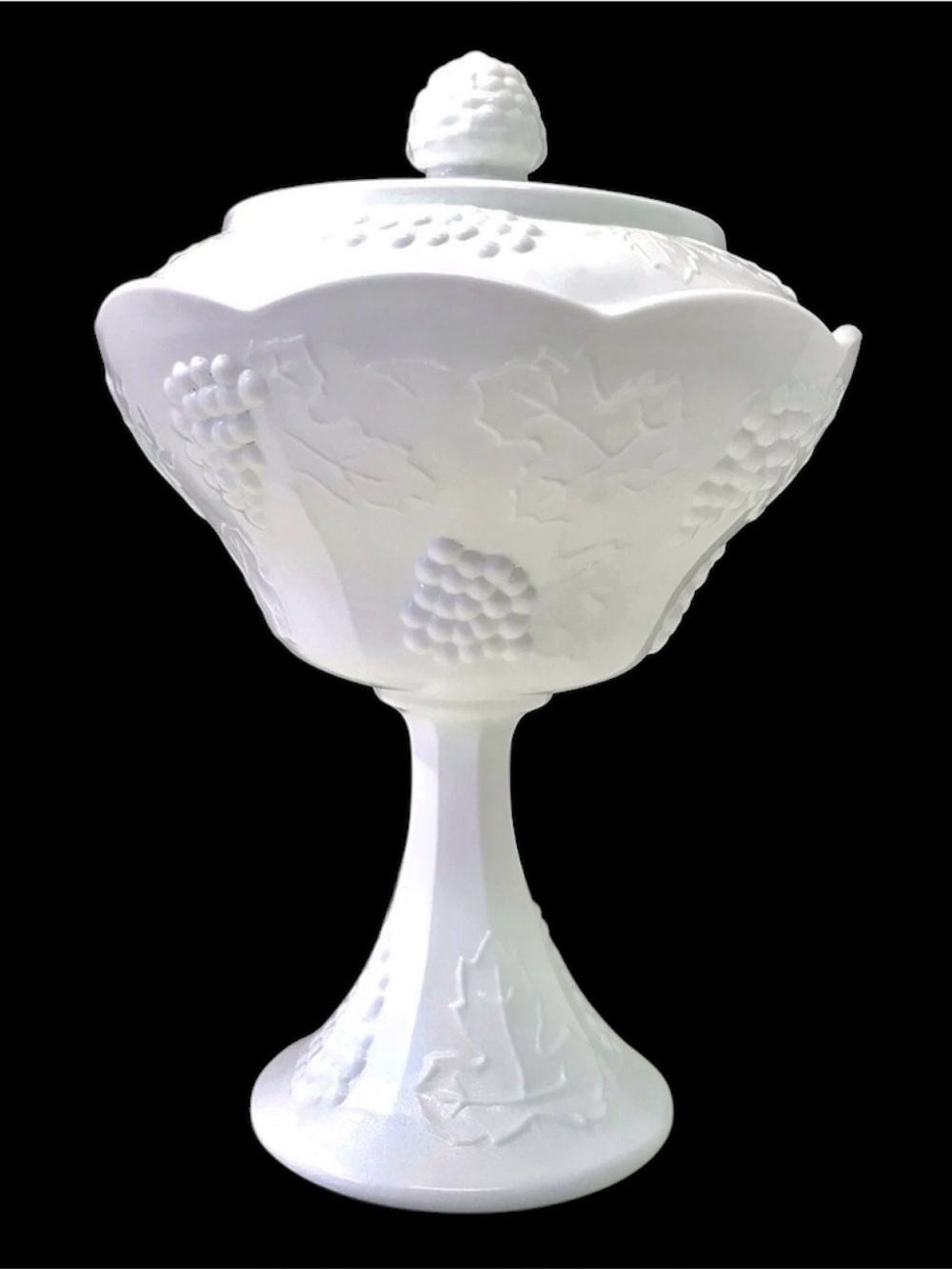 Indiana Glass 60’s Colony Harvest Grapes & Leaves Milk Glass Lidded Wedding Bowl